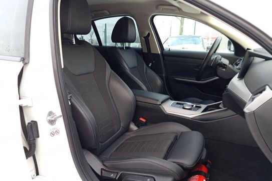 BMW Seria 3 318d aut