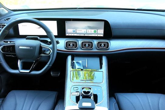 Jaecoo J8 1.5 T-GDI Super Hybrid Premium DHT 7os.