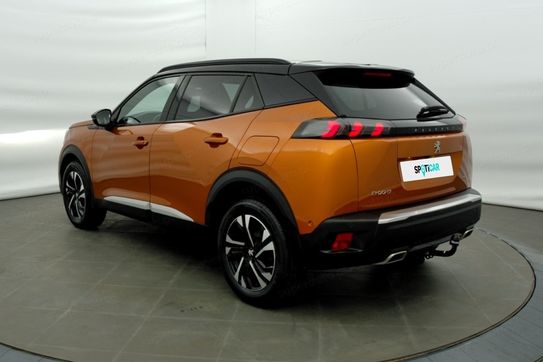 Peugeot 2008 GT 1.2 PureTech EAT8