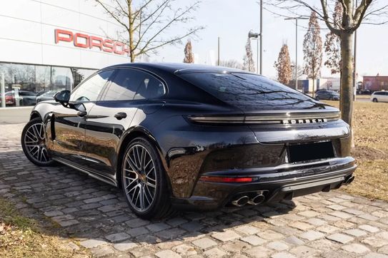 Porsche Panamera 4 E-Hybrid