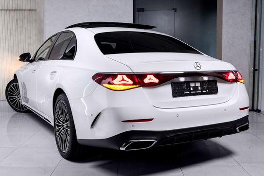 Mercedes Klasa E 220 d 4-Matic AMG