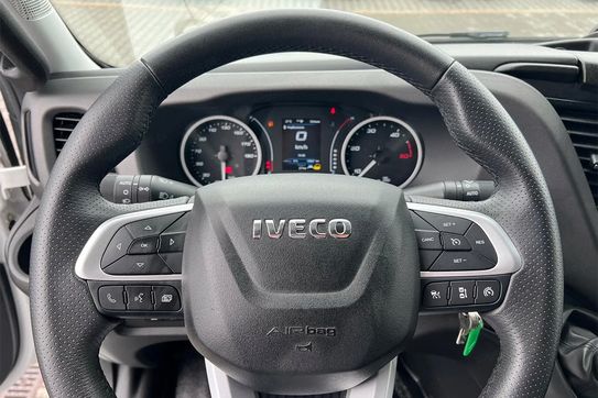 Iveco Daily 72C18  Hi-Matic Zabudowa + Winda