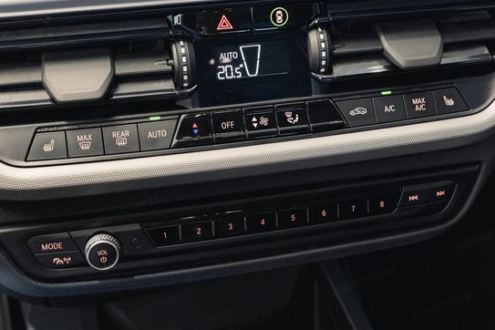 BMW Seria 1 118i