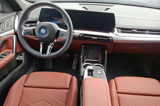 BMW iX2 eDrive20 M Sport
