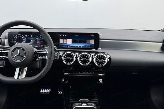 Mercedes CLA 250 4-Matic AMG Line Shooting Brake