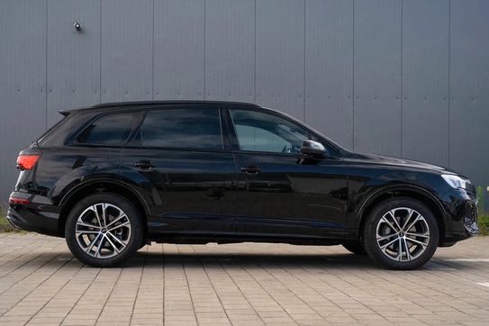 Audi Q7 50 TDI quattro S Line