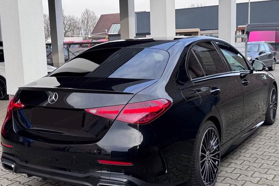 Mercedes Klasa C 300 d 4-Matic AMG