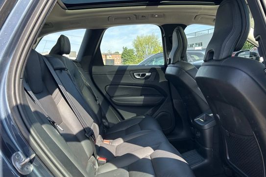 Volvo XC60 T8 Plug-in Hybrid AWD Ultimate Dark