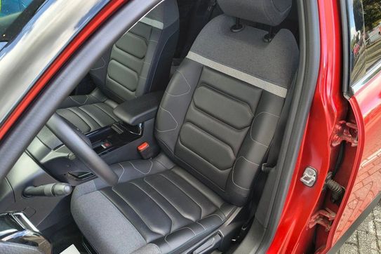 Citroen C4 1.2 Puretech Max S&S