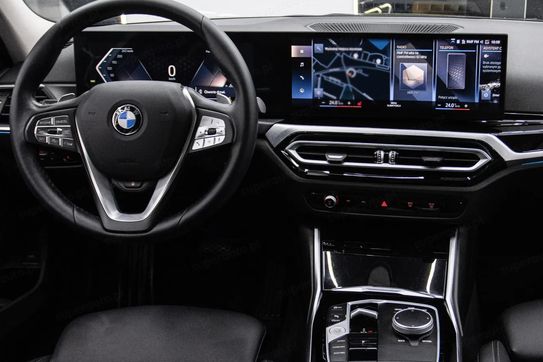 BMW Seria 3 320i Sport Line aut