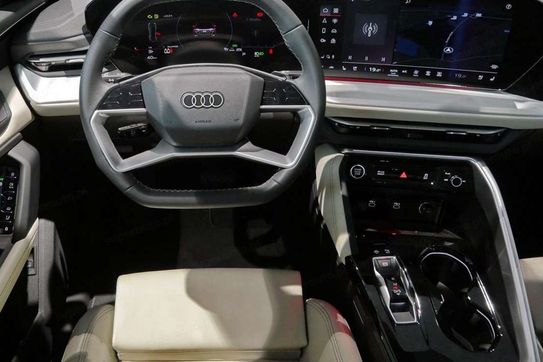 Audi Q5 TDI quattro S line Sportback