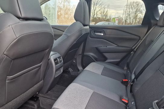 Nissan Qashqai GID-T N-Connecta Xtronic
