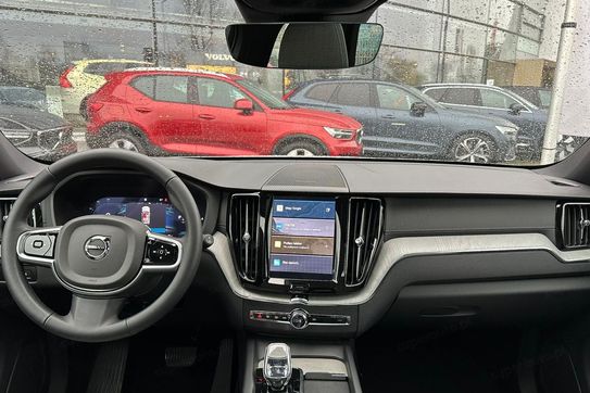 Volvo XC60 T6 Plug-In Hybrid AWD Ultra Dark aut