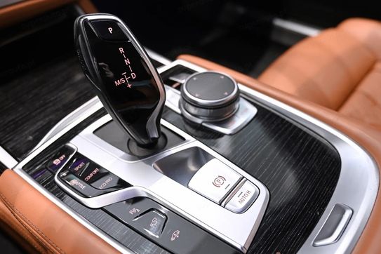 BMW Seria 7 750d xDrive