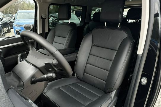 Peugeot Traveller 2.0 Business VIP