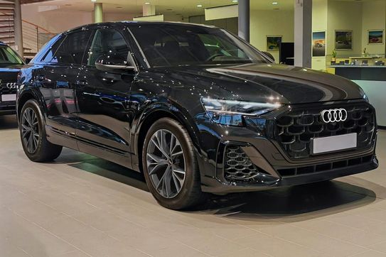 Audi Q8 55 TFSI e quattro