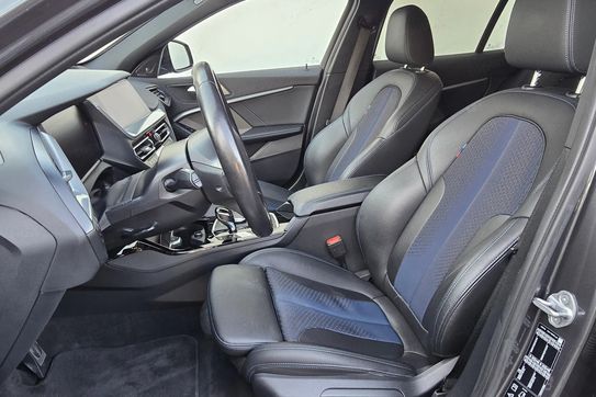BMW Seria 1 120d xDrive M Sport aut