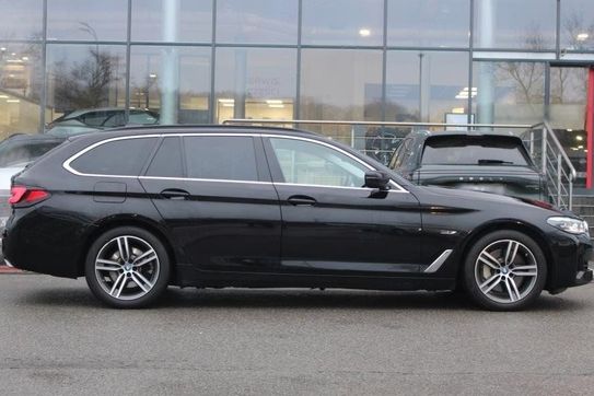 BMW Seria 5 Touring 530e xDrive Luxury Line