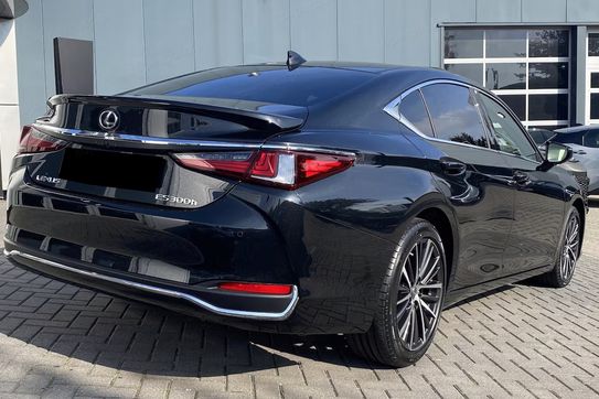 Lexus ES 300h Business Edition 2.5 E-CVT