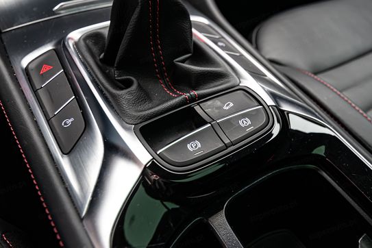 MG HS 1.5 T-GDI Luxury