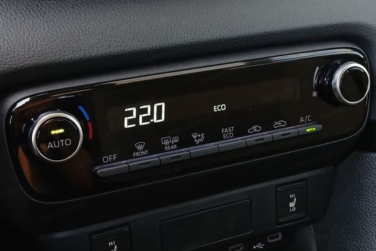 Toyota Yaris Hybrid 1.5 Style