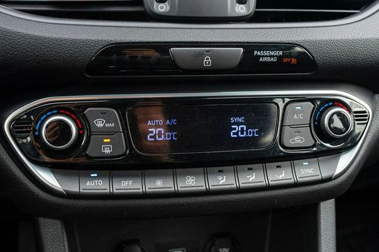 Hyundai i30 1.5 T-GDI 48V Smart