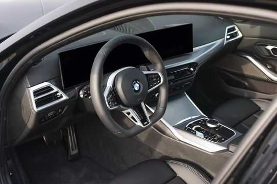 BMW Seria 3 318i M Sport