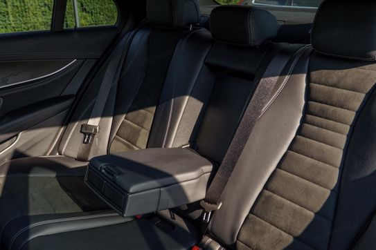 Mercedes Klasa E 220 d mHEV AMG 9G-Tronic