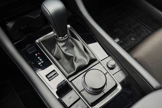 Mazda 3 2.0 Exclusive-Line