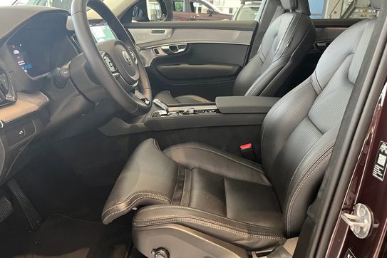 Volvo XC90 B5 B AWD Ultra Dark 7OS