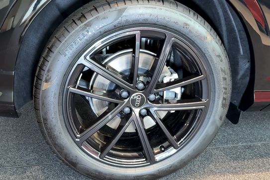 Audi Q5 TDI quattro S line Sportback