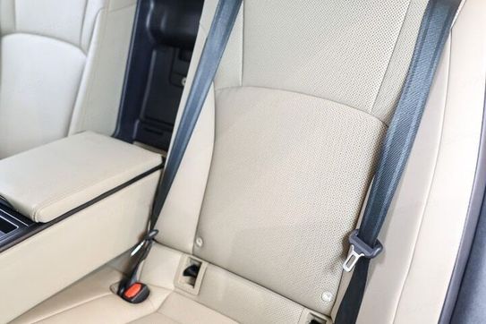 Lexus ES 300h Business Edition