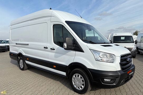 Ford Transit L4H3