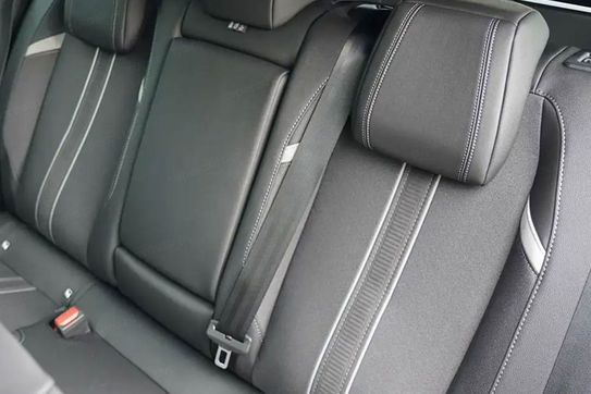 Opel Astra GS 1.2 Turbo