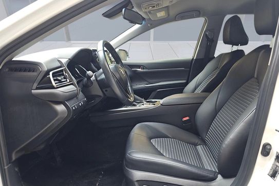 Toyota Camry 2.5 Hybrid Prestige