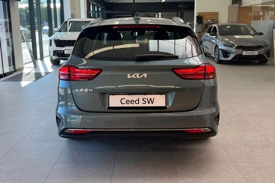 Kia Ceed 1.5 T-GDI M