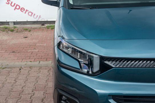 Citroen Berlingo XL L2H1 Max Kombi EAT8