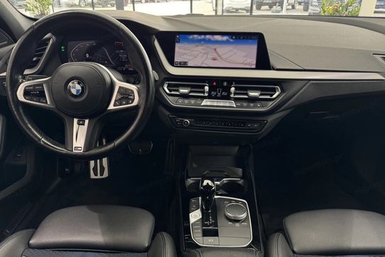 BMW Seria 1 118i M Sport