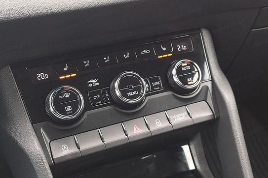 Skoda Karoq 1.5 TSI ACT Selection DSG