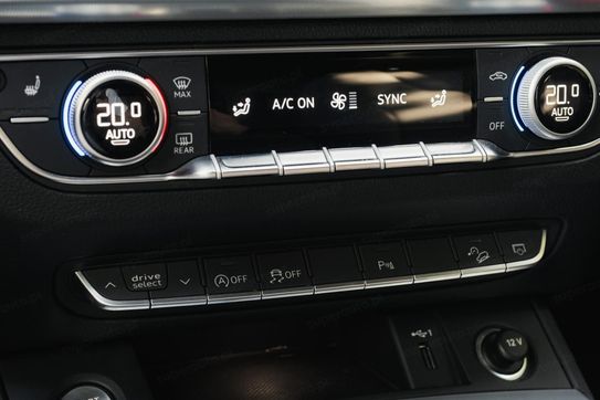 Audi Q5 40 TDI mHEV Quattro Advanced S tronic