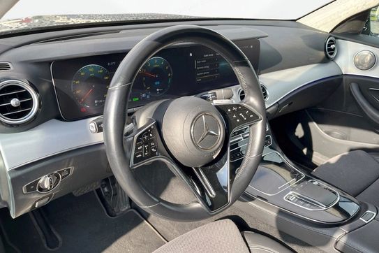 Mercedes Klasa E 300 de Avantgarde