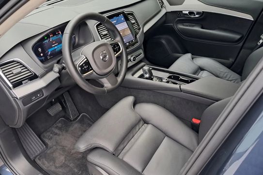 Volvo XC90 T8 AWD Plug-In Hybrid Ultra Dark 7os