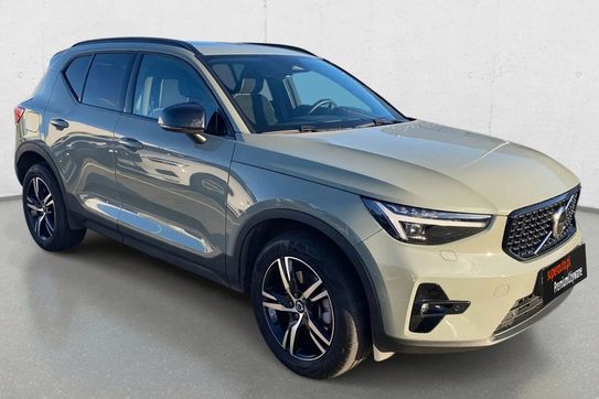 Volvo XC40 B4 Plus Dark