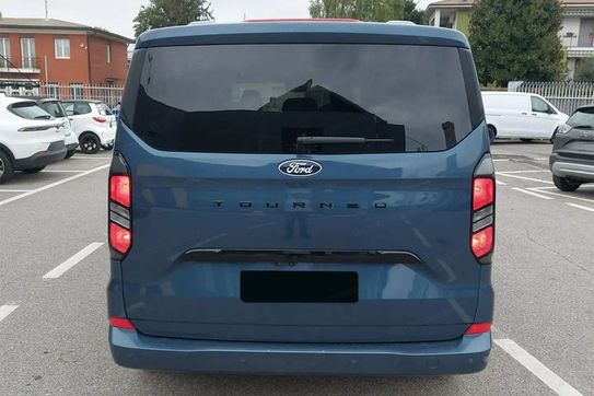 Ford Tourneo Custom 320 L2H1 Titanium A8 AWD