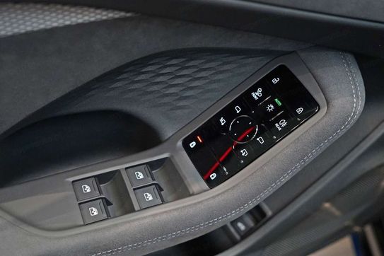 Audi A5 e-Hybrid quattro Avant