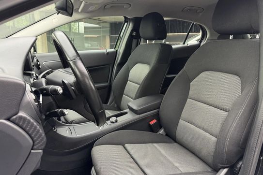 Mercedes GLA 180 7G-DCT