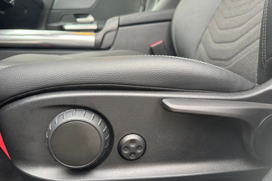 Mercedes GLA 200 Progressive