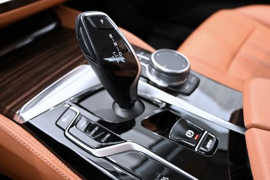 BMW Seria 5 540d xDrive mHEV Luxury Line aut