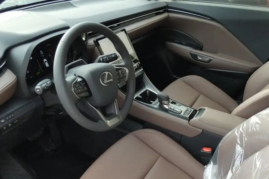 Lexus LBX Elegant 1.5 Hybrid