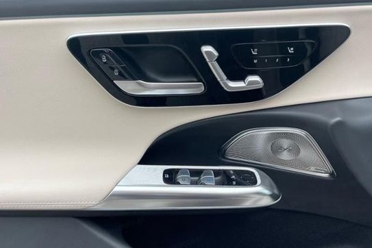 Mercedes Klasa E 220 d 4-Matic AMG